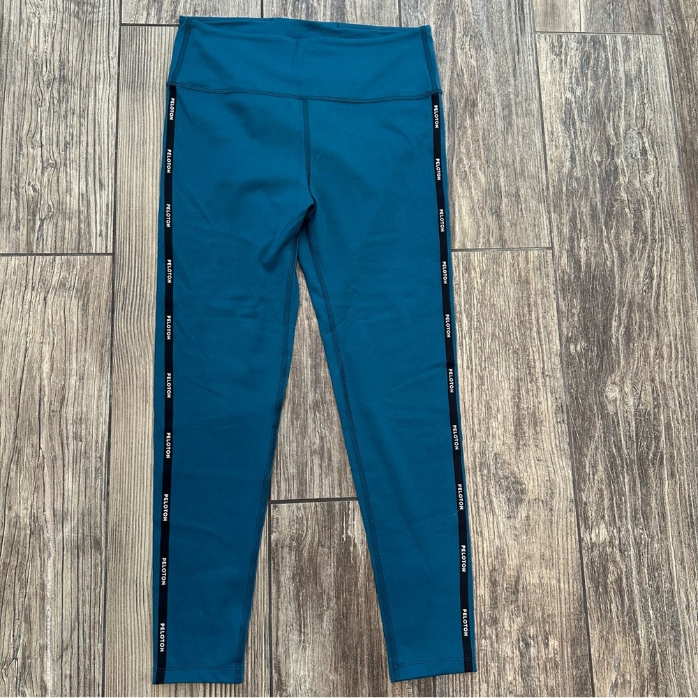NWT Peloton leggings